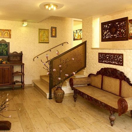 Sathya Ayurveda Hotel Бад Орб Екстериор снимка