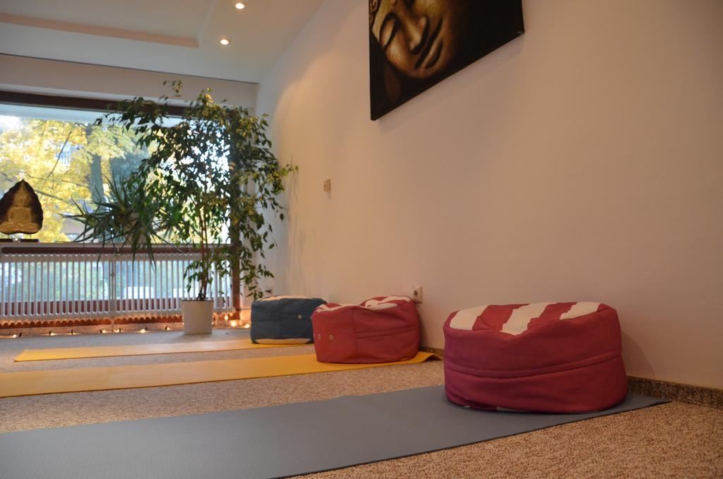 Sathya Ayurveda Hotel Бад Орб Екстериор снимка