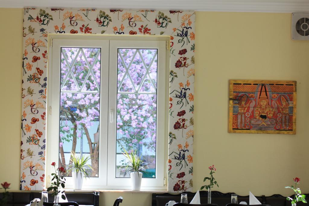 Sathya Ayurveda Hotel Бад Орб Екстериор снимка